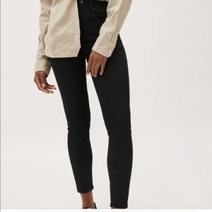 Authentic Stretch High Rise Skinny jean
